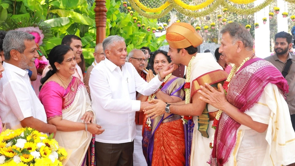 Tejasvi Surya and Sivasri Skandaprasad wedding pics and images
